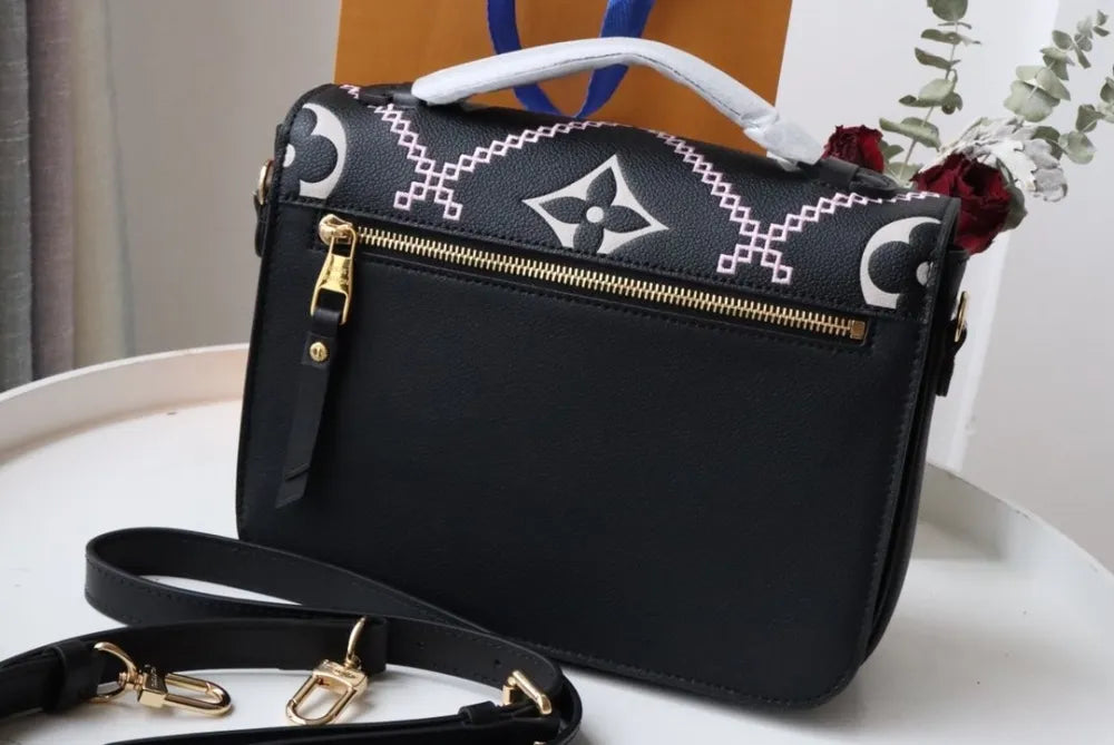 Pochete Metis Louis Vuitton