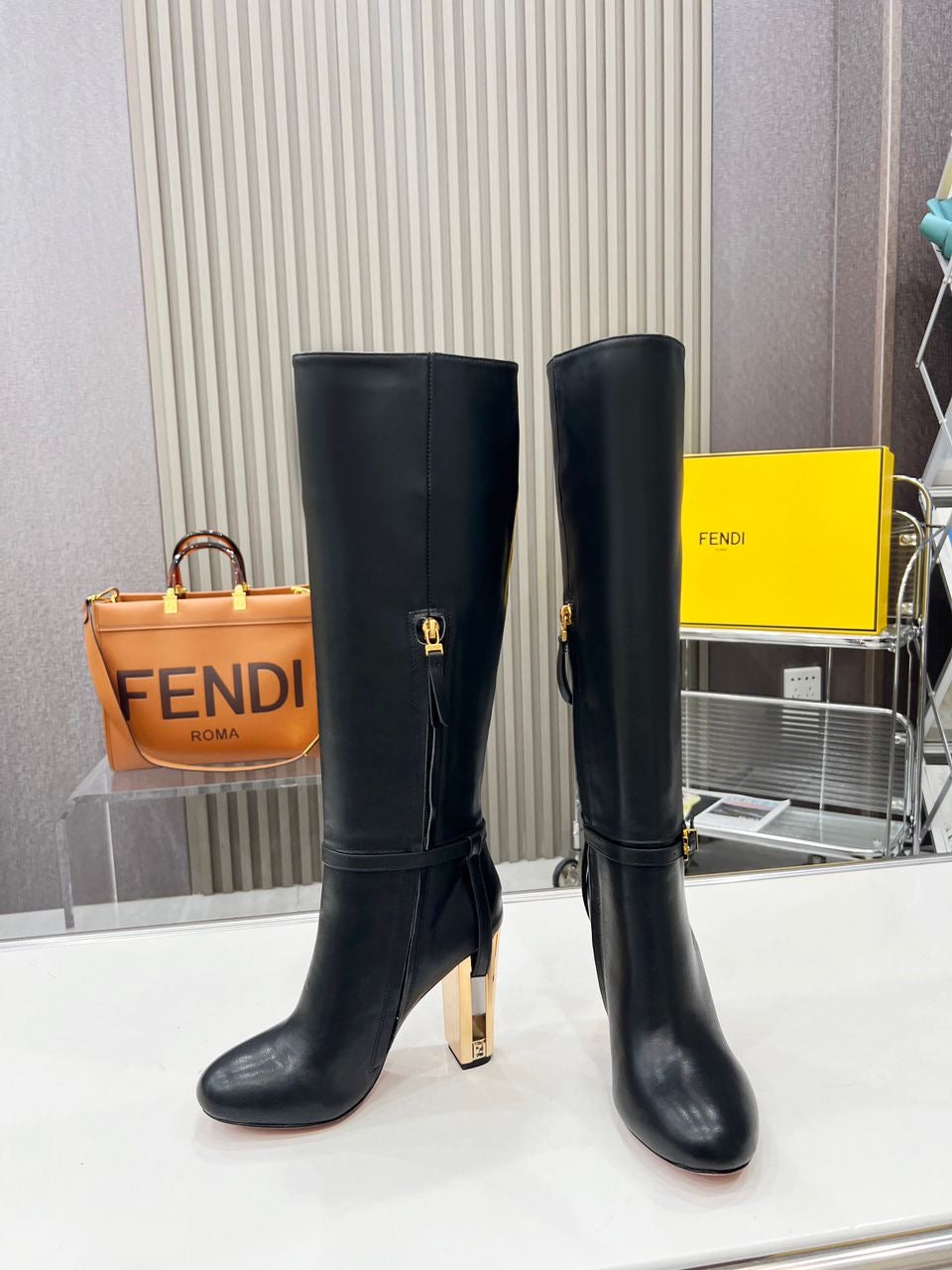 Bota Delfina Fendi