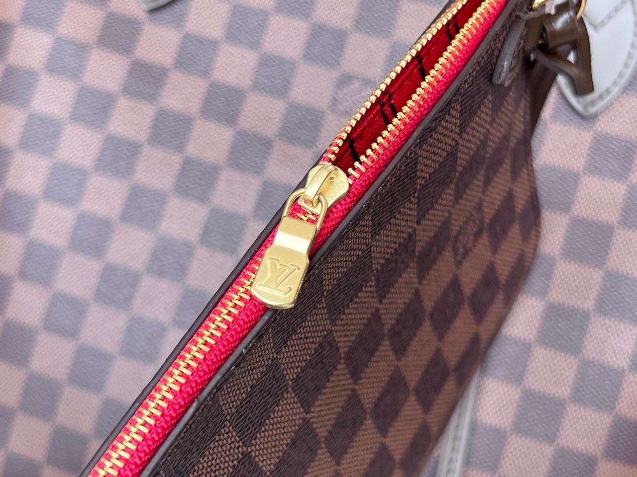 Bolsa Damier Ebène Neverfull MM LV