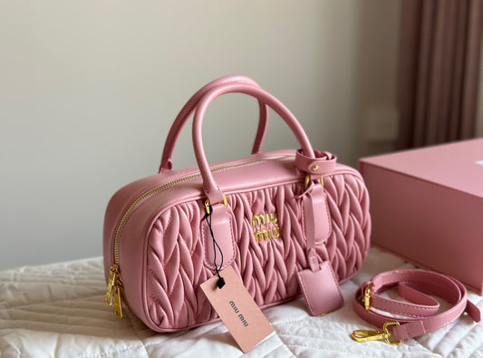 Bolsa Miu Miu Tote Matelassê