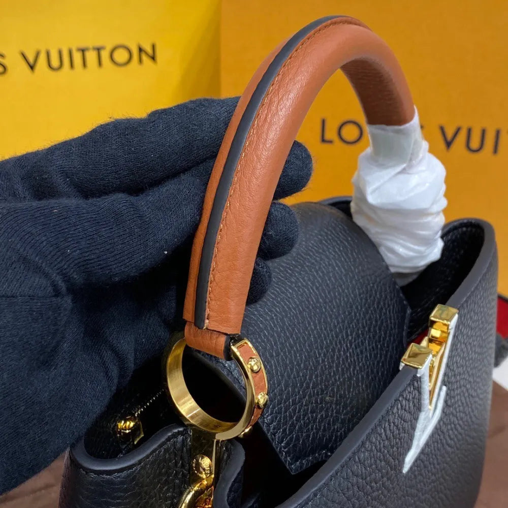 Bolsa Louis Vuitton Capucines Preta