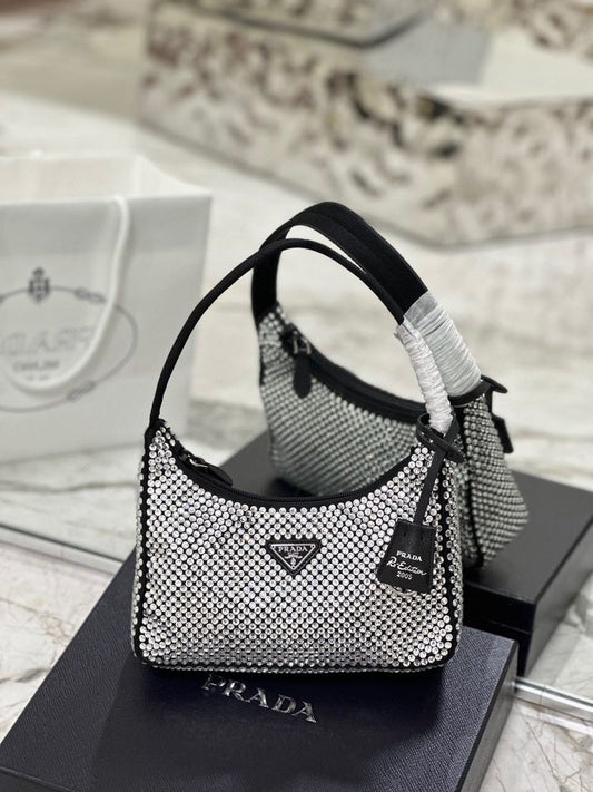 Bolsa Prada Satin Crystal Mini Re-Edition 2000