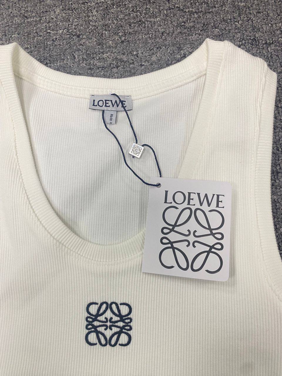 Camiseta Loewe