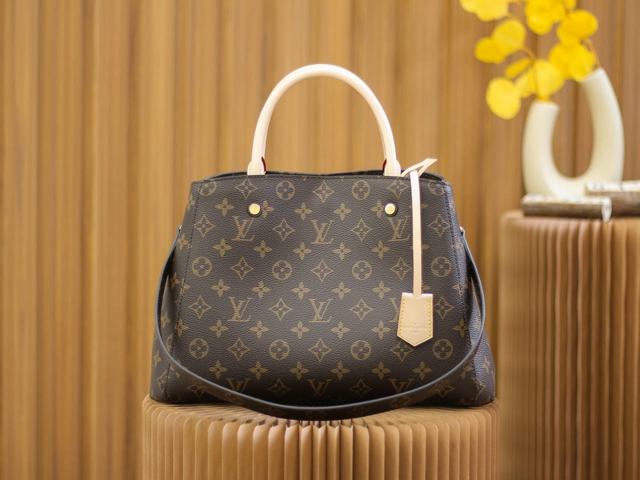 Bolsa LV Montaigne